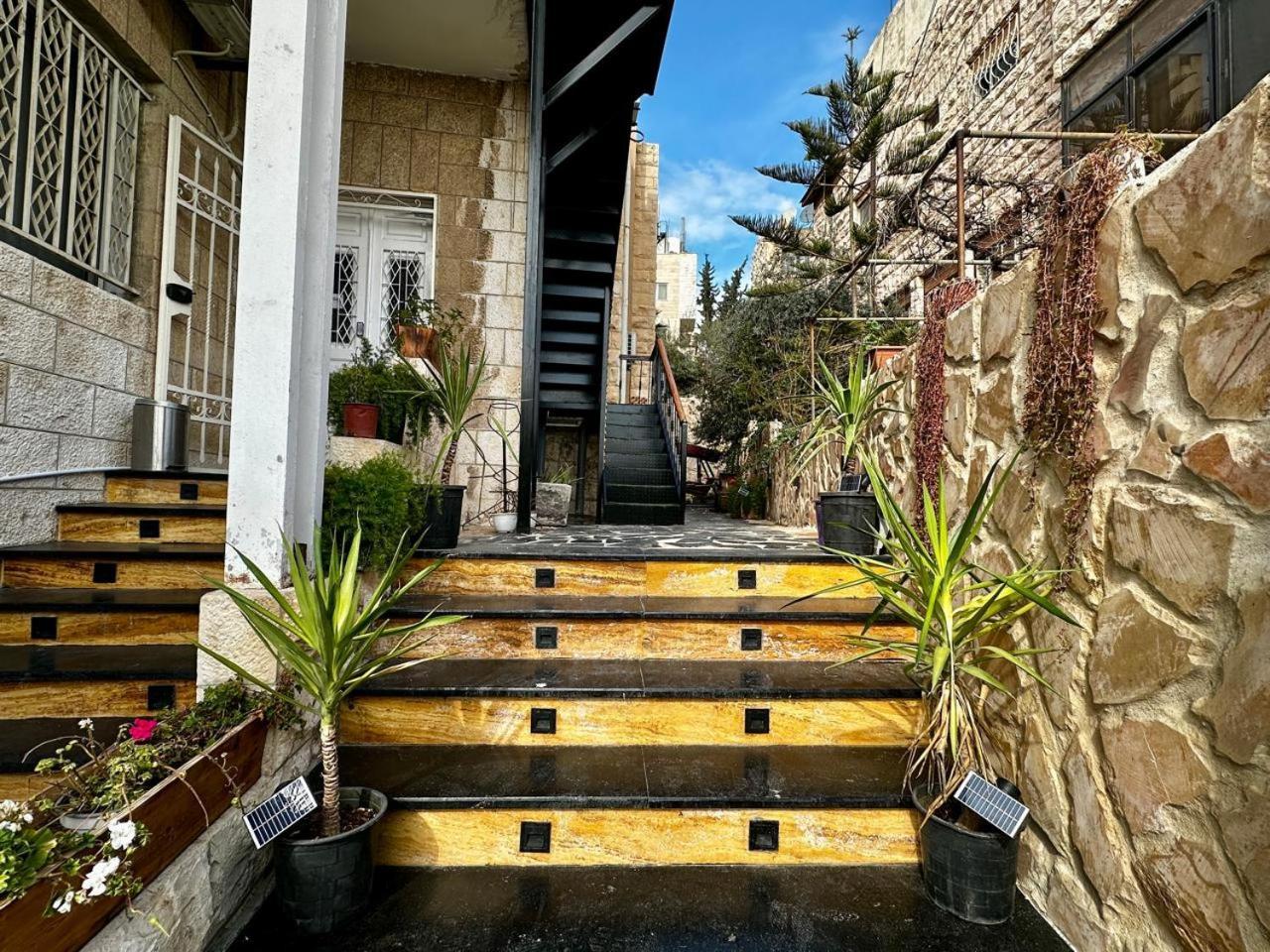 Hotel Beit Ahlan Amán Exterior foto