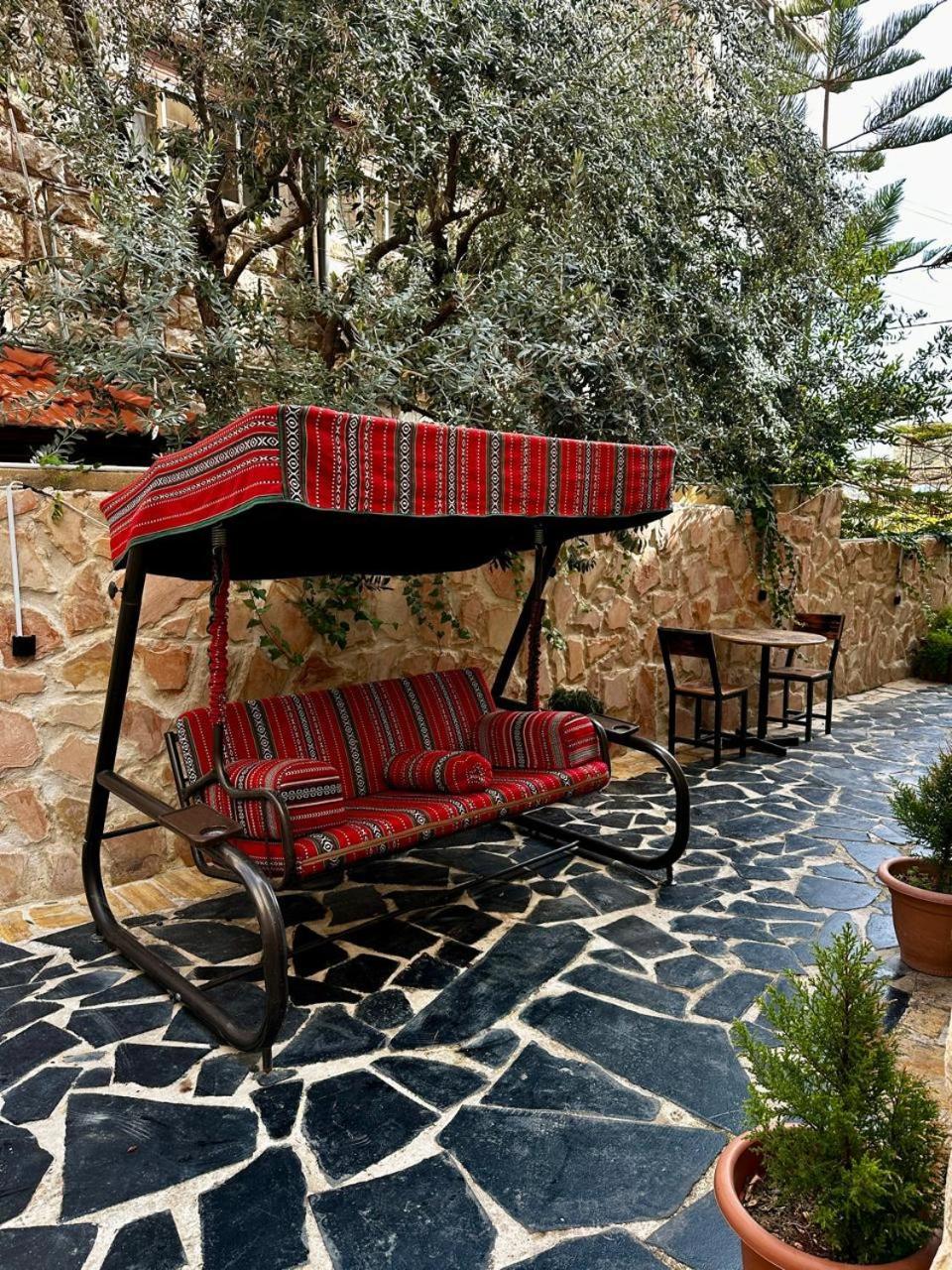 Hotel Beit Ahlan Amán Exterior foto